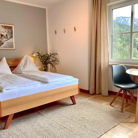 Appartement Apartmenthaus Eisenstrasse