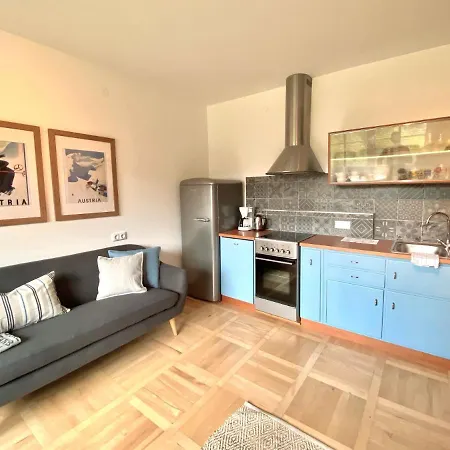 Apartmenthaus Eisenstrasse *