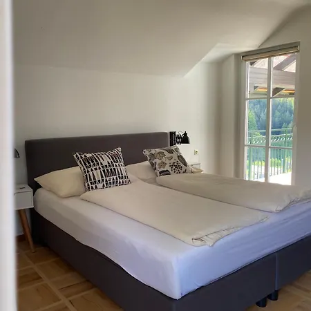 Apartmenthaus Eisenstrasse