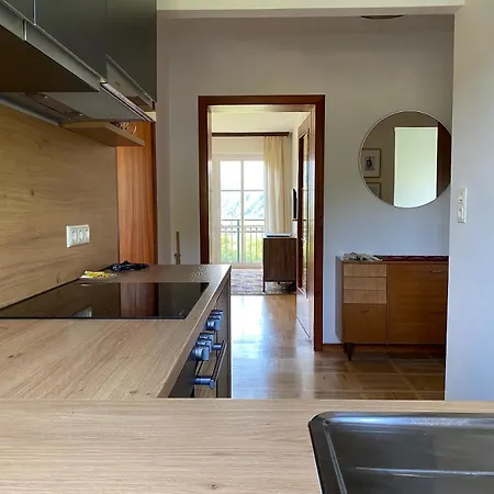 Apartmenthaus Eisenstrasse Lägenhet